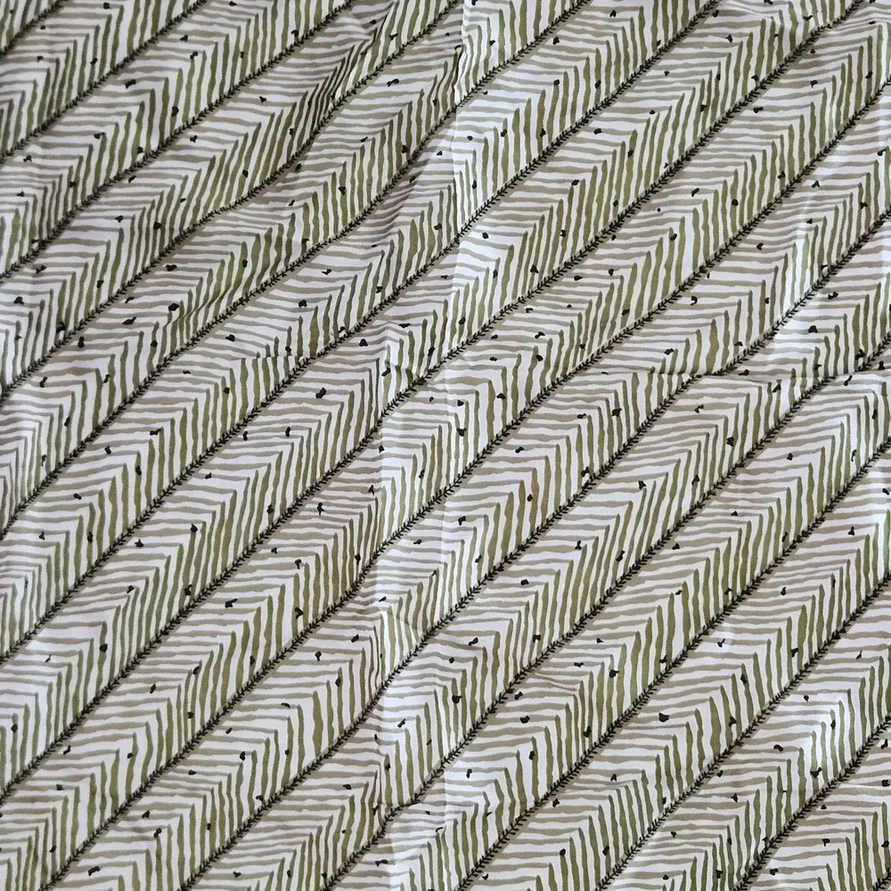 VTG Baar & Beards Vintage Silk Scarf Green Chevron Zigzag Hand Rolled Japan